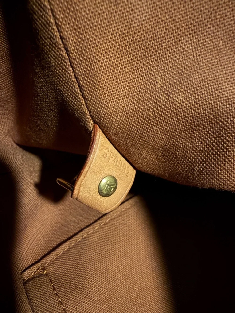 Louis Vuitton Monogram Canvas Abbesses Messenger Bag